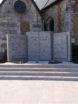 Monument aux morts de Franqueville-Saint-Pierre