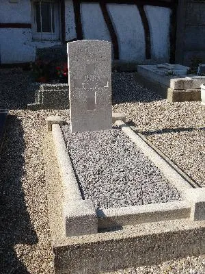 Tombe d'un soldat britannique à Fresquiennes