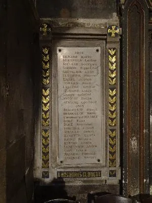 Plaque aux morts de l'église Saint-Martin de Grand-Couronne