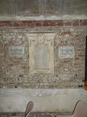 Plaque aux morts de l'église Notre-Dame de Buchy