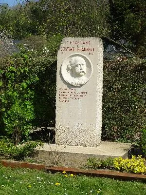 Monument Gustave Flaubert à Ry