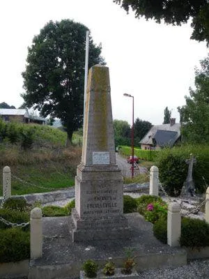 Monument aux morts de Freulleville