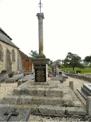 Monument aux morts du cimetière de Saint-Riquier-ès-Plains