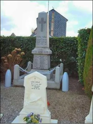 Monument aux morts de Toussaint