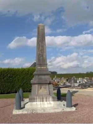 Monument aux morts de Yerville