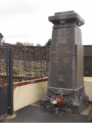 Monument aux morts du cimetière de Montivilliers