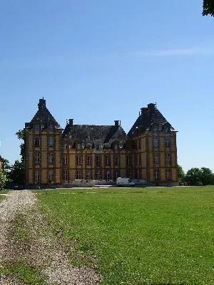 Château de Merval à Brémontier-Merval