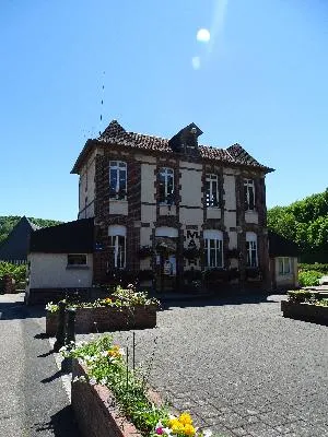 Mairie de Fontaine-sous-Préaux