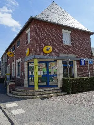 Bureau de poste d'Isneauville