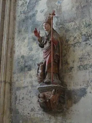 statue (grandeur nature) et son socle : Saint Nicolas