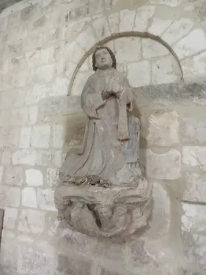 statue et son socle : Saint Etienne