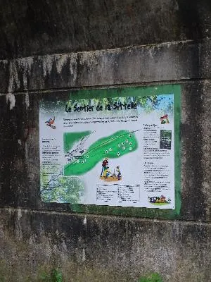 Le Sentier de la Sittelle à Saint-Laurent-de-Brèvedent