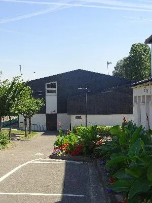 Salle polyvalente Maurice Anquentin à 	Ferrières-en-Bray