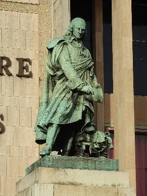 Statue de Pierre Corneille devant l'Opéra de Rouen