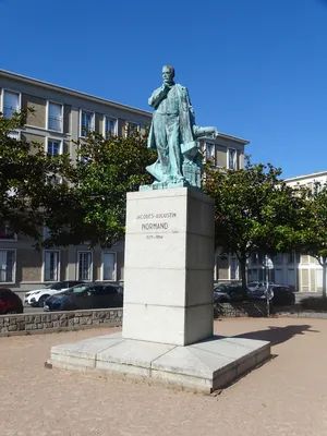 Statue d'Augistin Normand au Havre