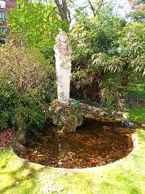 Buste d'Eugène Noël dans le Jardin des Plantes de Rouen