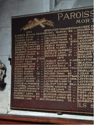 Plaque aux morts 1914-1918 de l'église Notre-Dame de Lillebonne