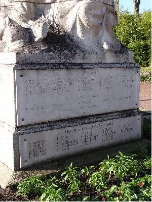 Monument aux morts d'Oissel