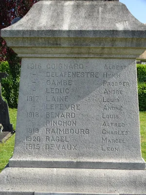 Monument aux morts de Bouville