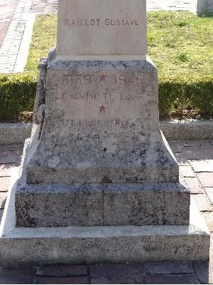 Monument aux morts de Saint-Martin-du-Vivier