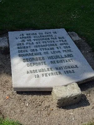Monument Georges Heuillard à Neuf-Marché