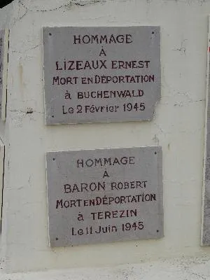 Monuments aux Résistants de Saint-Denis-le-Thiboult