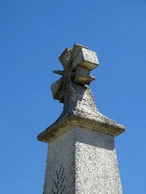 Monument aux Morts de Rebets
