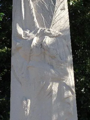 Monument aux morts de Notre-Dame de Franqueville à Franqueville-Saint-Pierre