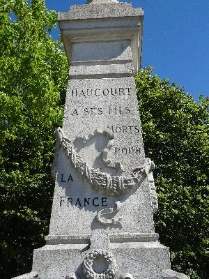 Monument aux morts d'Haucourt