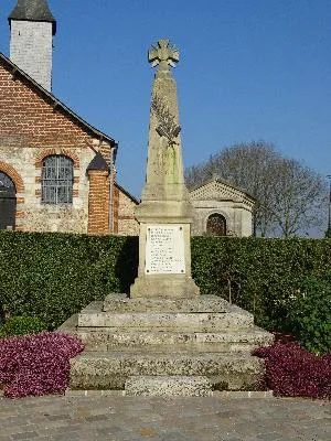 Monument aux morts de Fresne-le-Plan