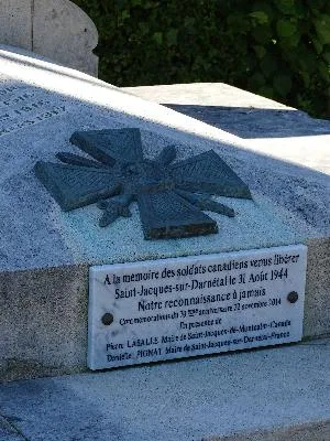 Monument aux morts de Saint-Jacques-sur-Darnétal