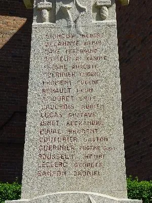 Monument aux morts de Sainte-Croix-sur-Buchy