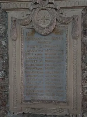 Plaque aux morts de l'église Notre-Dame de Buchy