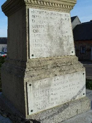Monument aux morts d'Angerville-l'Orcher