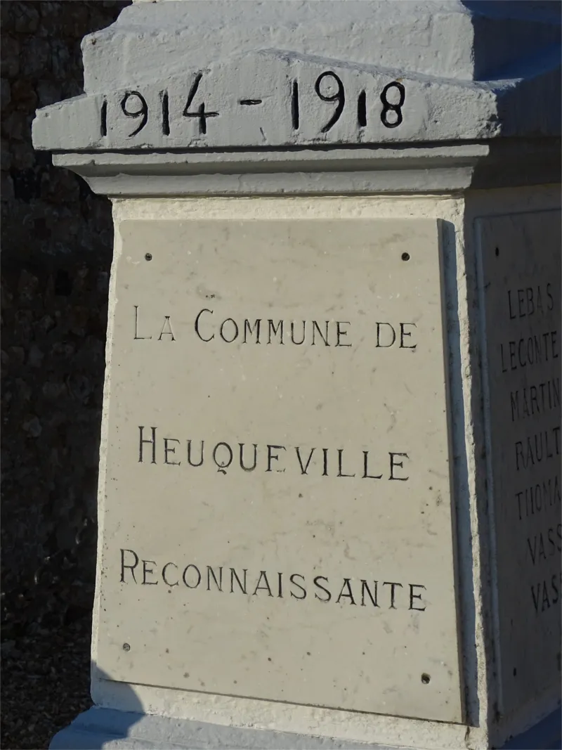 Monument aux morts d'Heuqueville