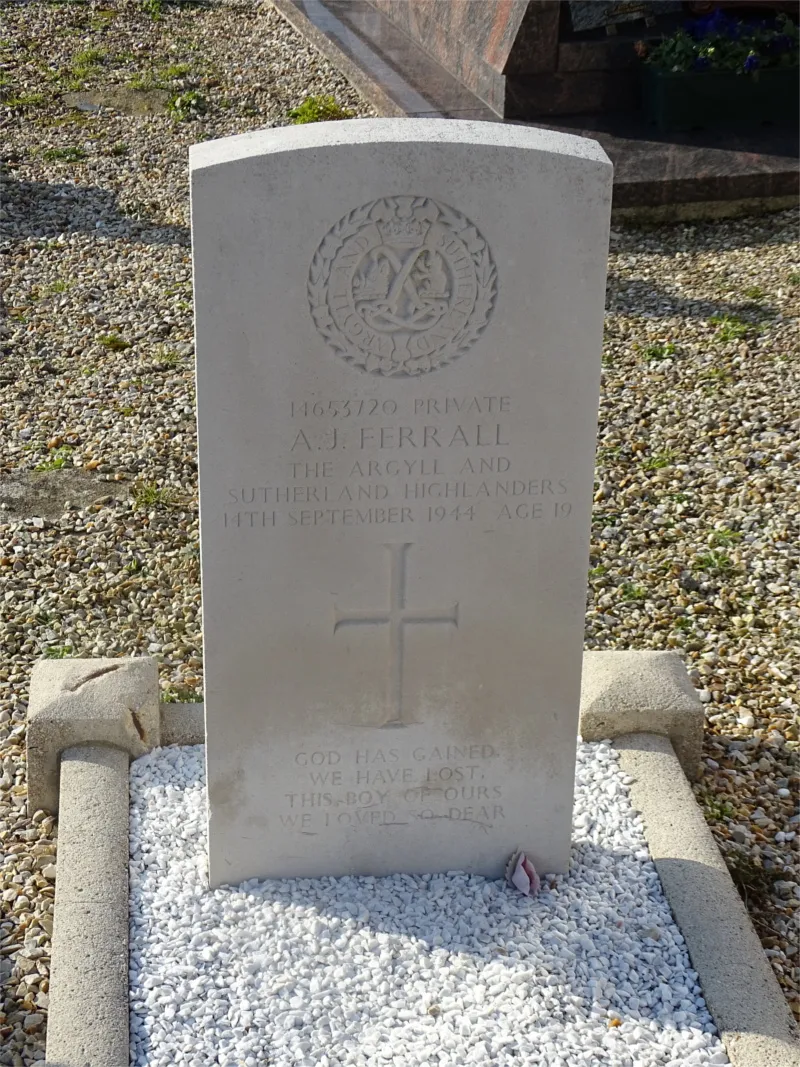 Tombe Soldats britanniques de Cauville-sur-Mer