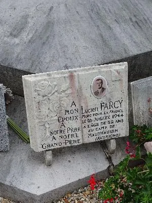 Plaques du Monument aux Morts de Cimetière Saint-Jean d'Elbeuf-sur-Seine