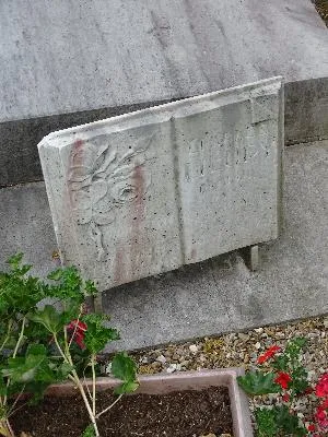 Plaques du Monument aux Morts de Cimetière Saint-Jean d'Elbeuf-sur-Seine