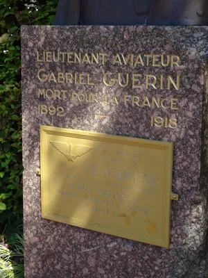 Monument aux aviateur Guerin et Maridor au Havre