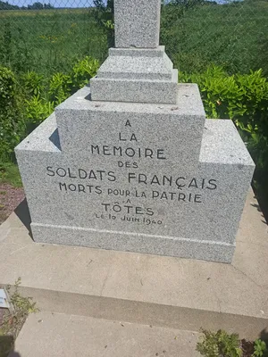 Monument du 10 juin 1940 à Tôtes