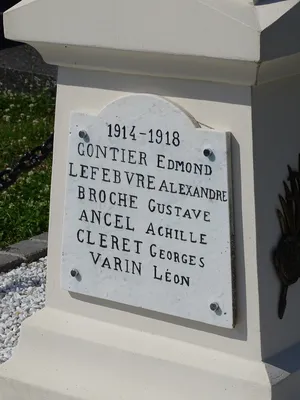 Monument aux Morts d'Heurteauville