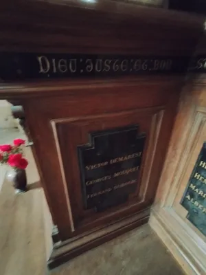 Monument aux Morts de l'Église Notre-Dame de l'Assomption à Fontaine-le-Bourg