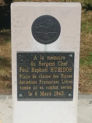 Stèle Paul Hubidos à Grand-Quevilly