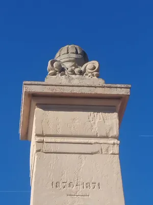 Monument aux Morts 1870-71 de Neufchâtel-en-Bray