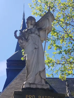 Monument aux Morts de Blangy-sur-Bresle
