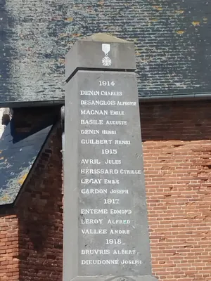 Monument aux Morts de Saint-Léger-aux-Bois
