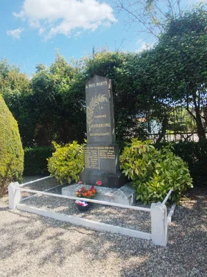 Monument aux Morts de Aubermesnil-aux-Érables