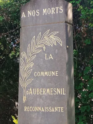 Monument aux Morts de Aubermesnil-aux-Érables