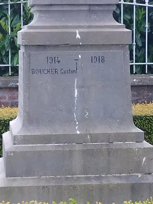 Monument aux Morts de Fallencourt