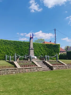 Monument aux Morts de Campneuseville